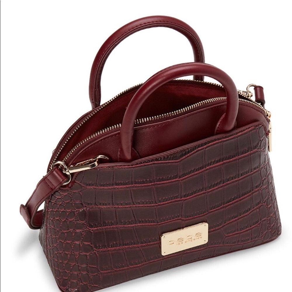 🏈BOGO FREE🏈bebe Crista Croco Dome Crossbody Bag - Picture 2 of 3